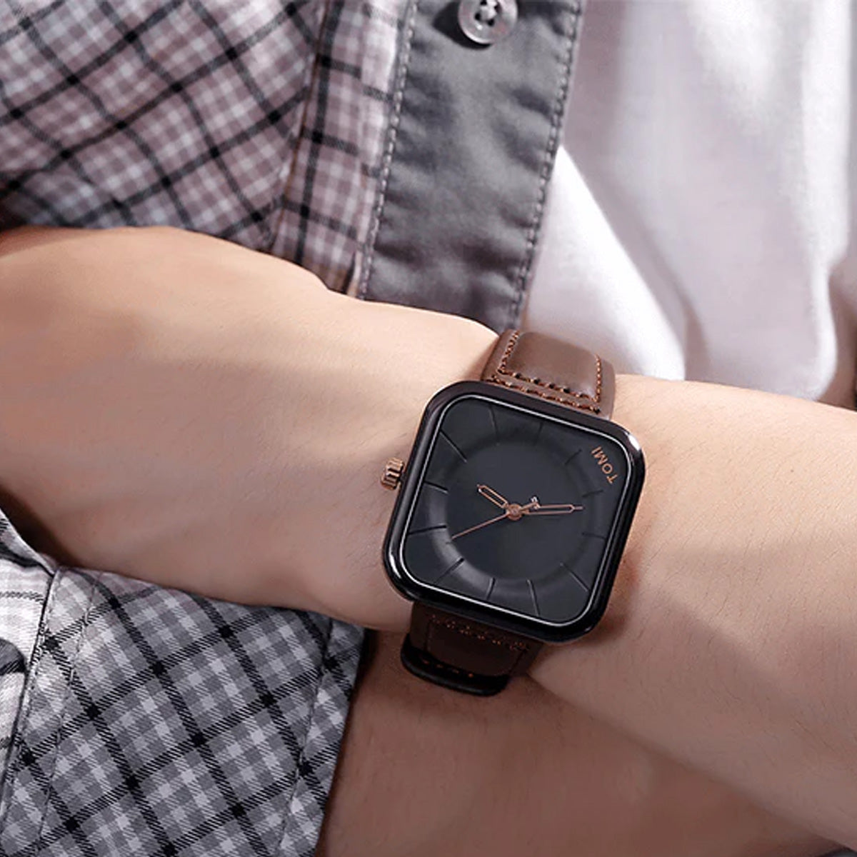 TOMI T093 Classic Square Dial Watch with Comfortable Straps for Men